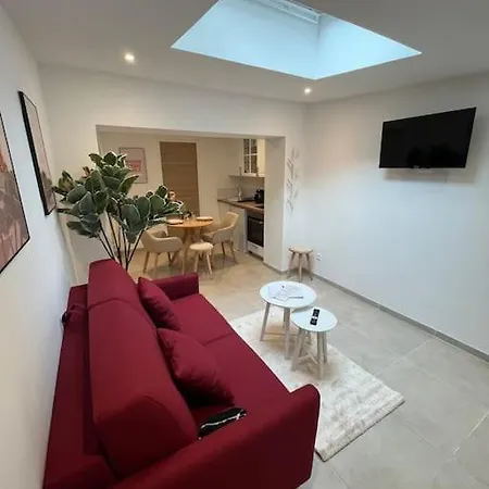 La Maisonnette Apartment *